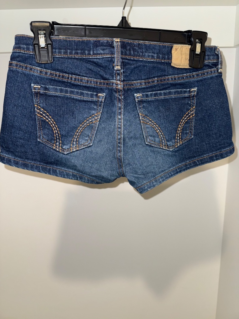 Vintage Hollister Stretch Denim Short Shorts Size 1 Dark Wash Low Rise Shorts